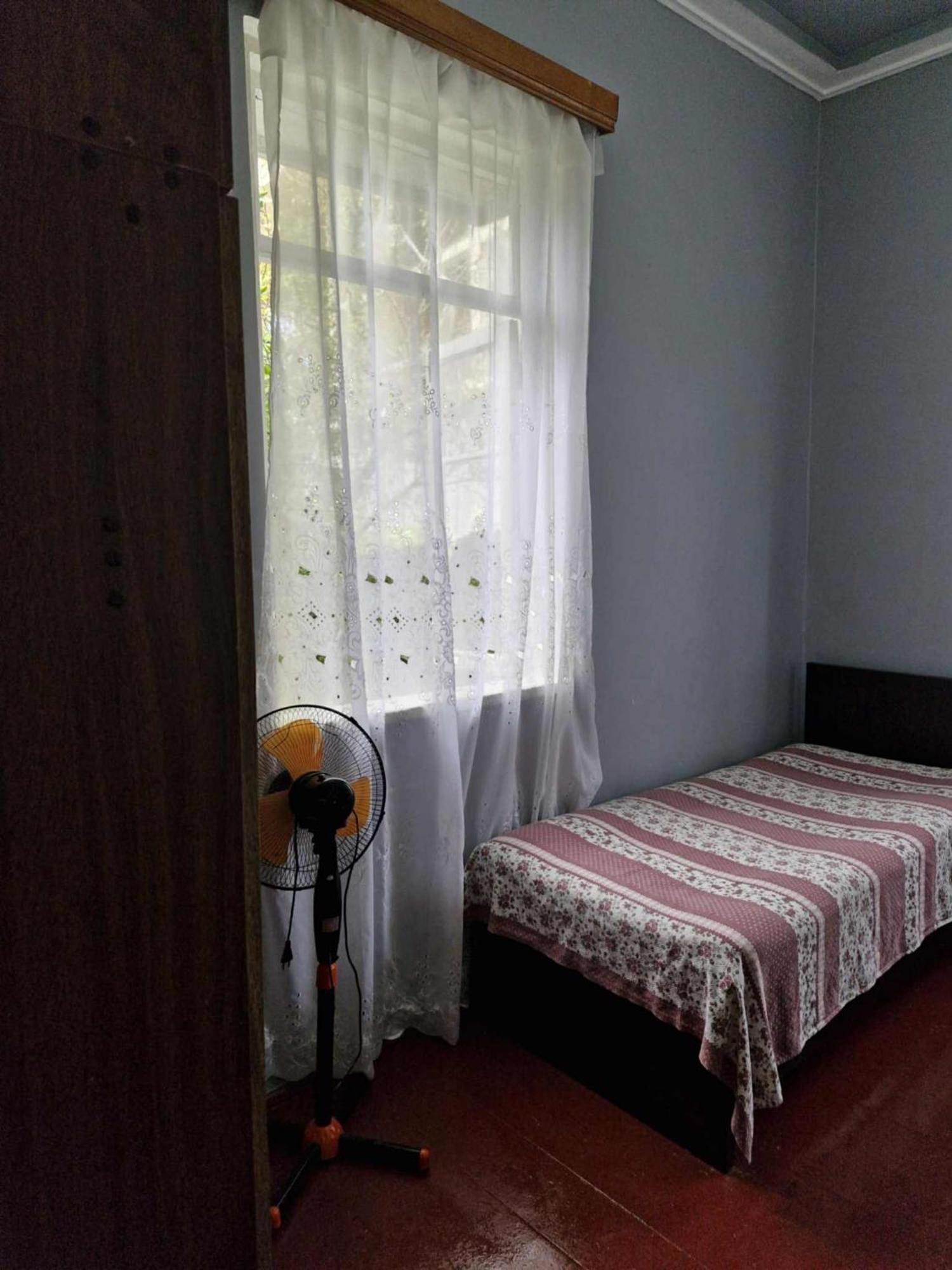 Joni Guest House Batumi Exterior photo